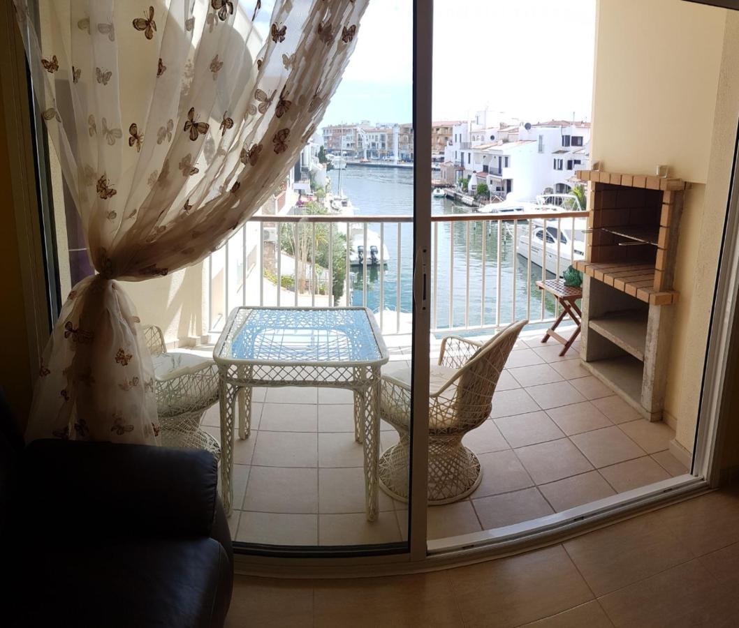 Magnifico Apartamento Junto Al Canal Principal. Empuriabrava Dış mekan fotoğraf