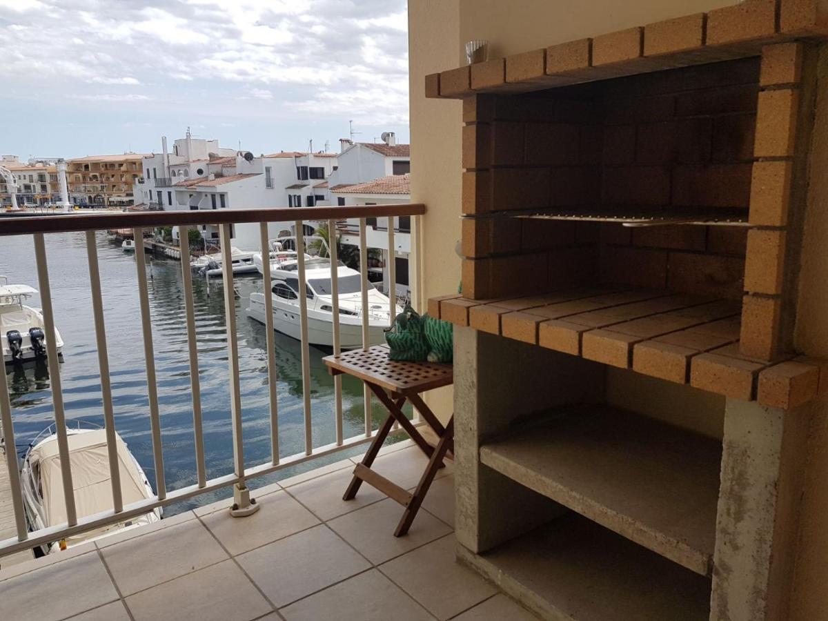 Magnifico Apartamento Junto Al Canal Principal. Empuriabrava Dış mekan fotoğraf